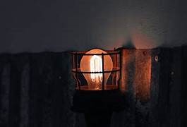 MENJAGA KEHORMATAN SEORANG MUSLIM