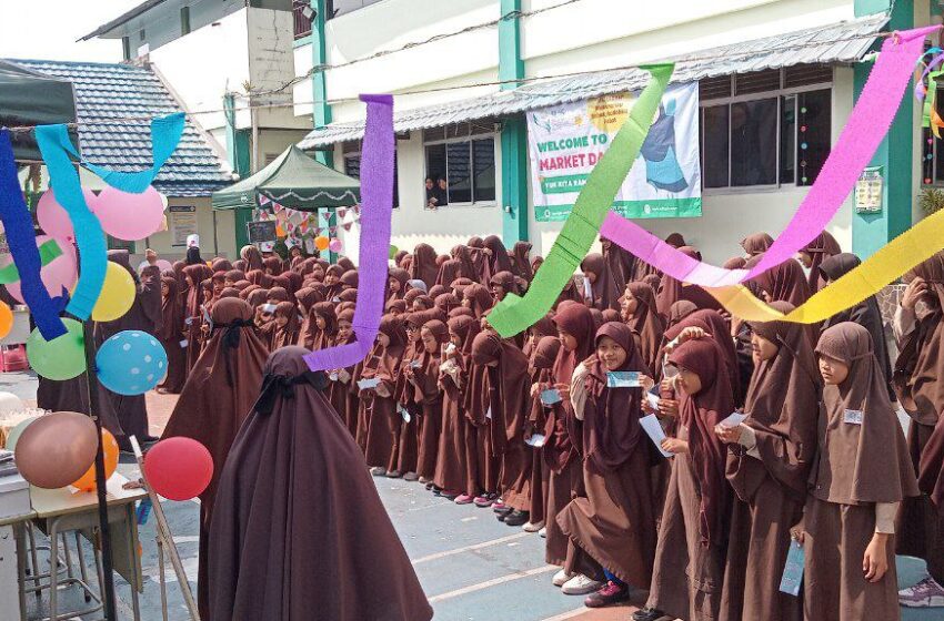 MARKET DAY SDIT SEKOLAH UNGGULAN ISLAM (SUIS) MAHABAH PHOTO 11