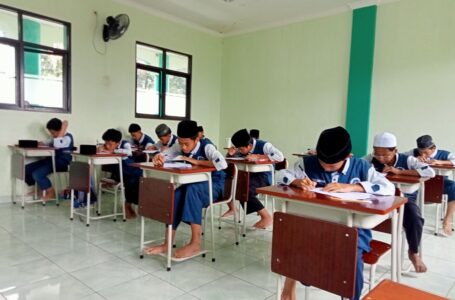 photo_6235354622239818661_y